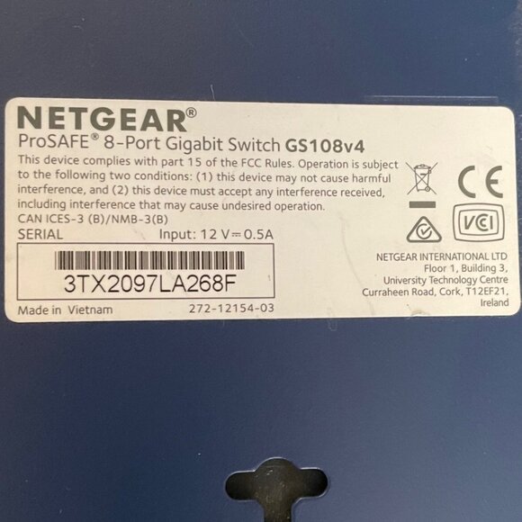 NETGEAR - 8-Port Gigabit Ethernet - Picture 4 of 5